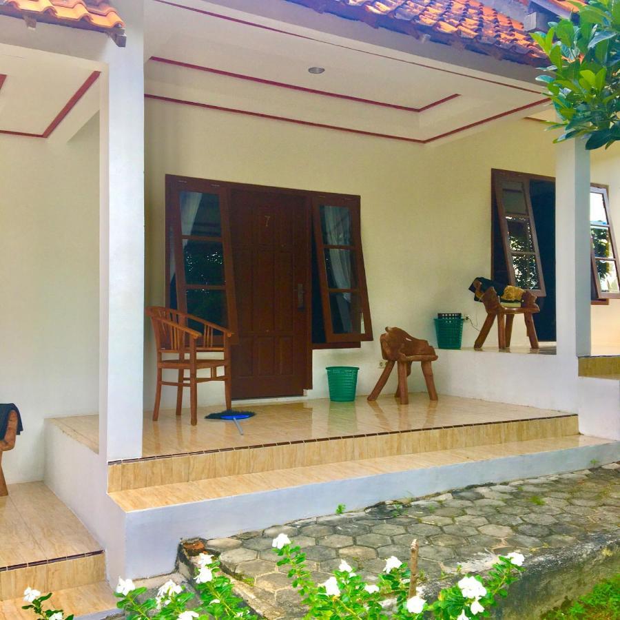 Hotel Karimunjannah House à Îles Îles Karimunjawa Extérieur photo