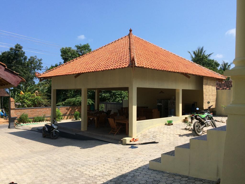 Hotel Karimunjannah House à Îles Îles Karimunjawa Extérieur photo