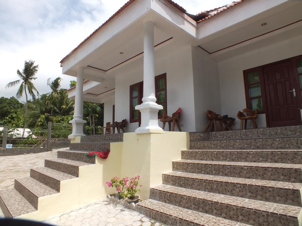 Hotel Karimunjannah House à Îles Îles Karimunjawa Extérieur photo